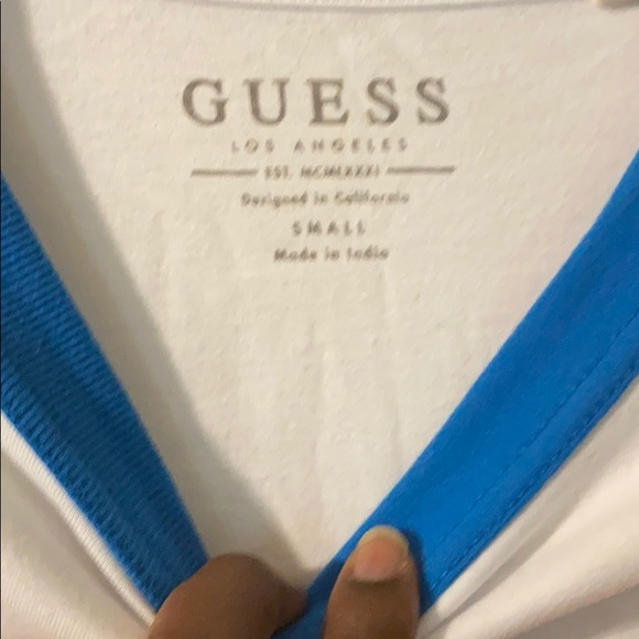 Men’s Guess Oversized t shirt - Picture 2 of 2